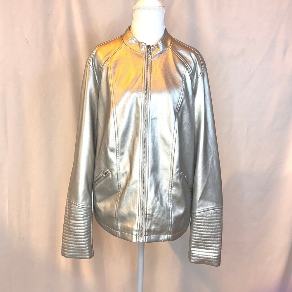 Torid Women's Sz  1X Faux Leather Zip Moto Silver Metallic Cyberpunk NWT‎